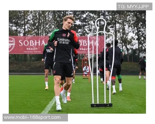 厄德高积极恢复状态分享训练照片期待重返赛场展现风采