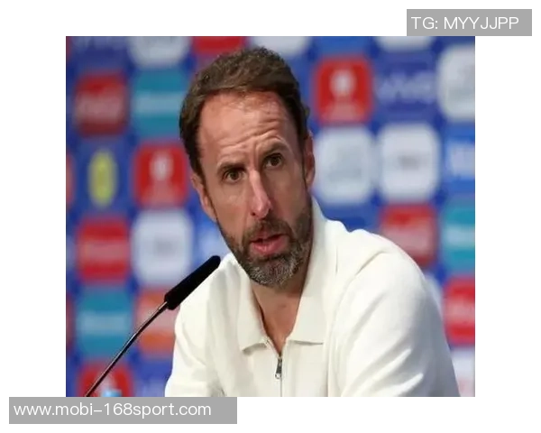 本福斯特认为曼联应考虑引进伊劳拉索斯盖特与前任主帅风格迥异